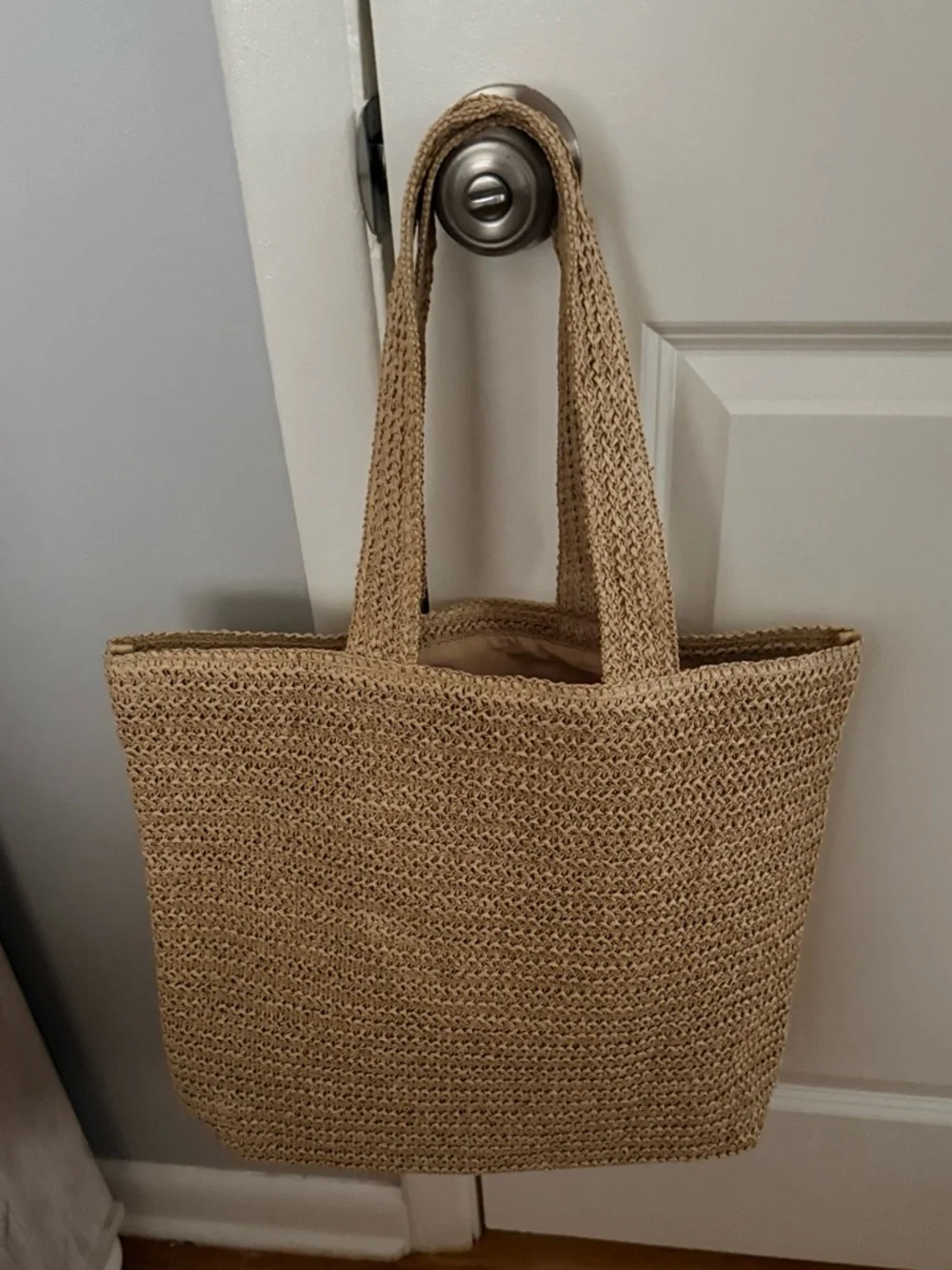Dior Beauty Natural Raffia Tote with White Logo NWOT - Picture 3 of 5